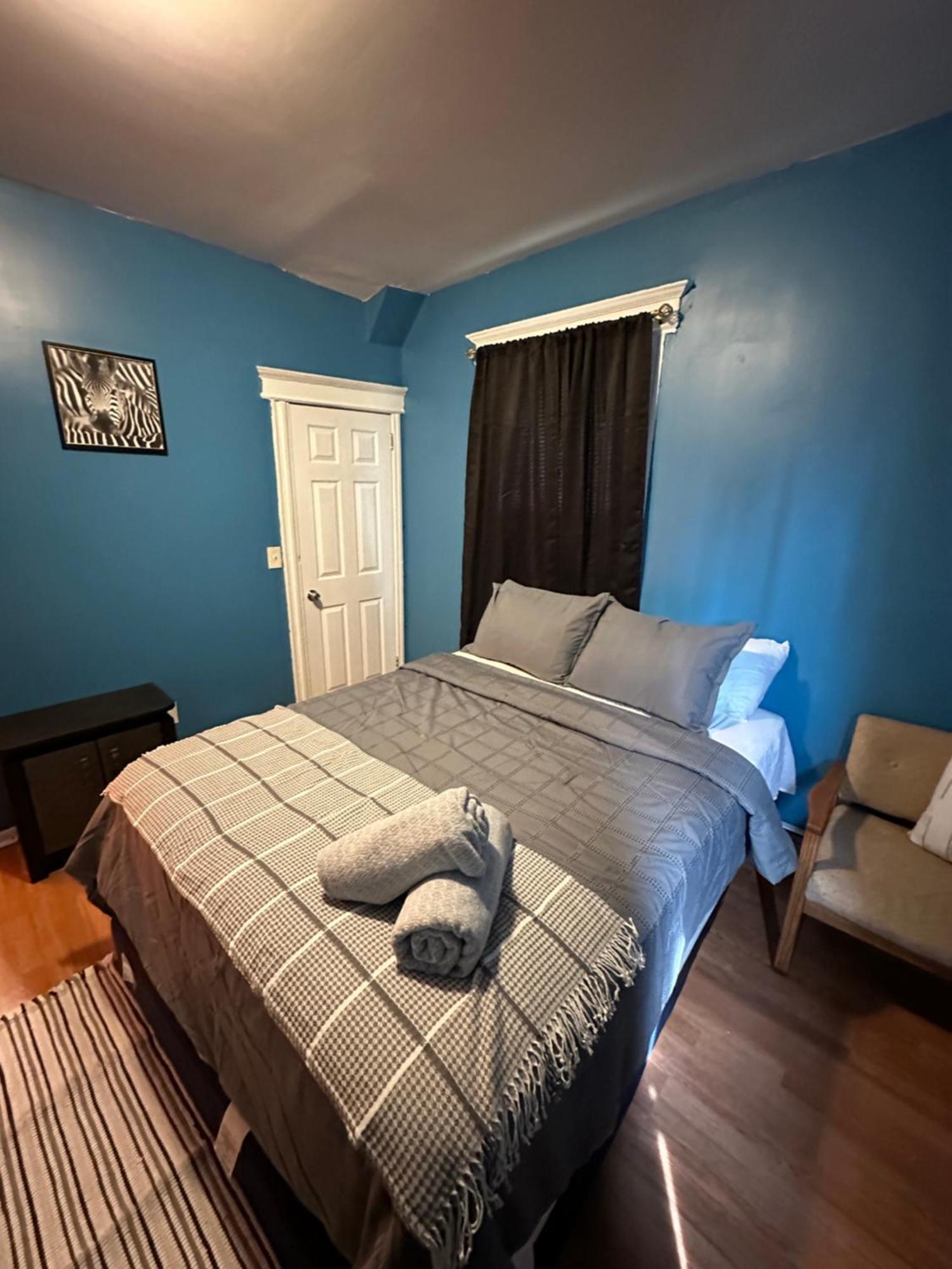 Fidelia Jade Room Queen Bed Minutes From Newark Liberty International Airport And Newark Penn Station Bagian luar foto