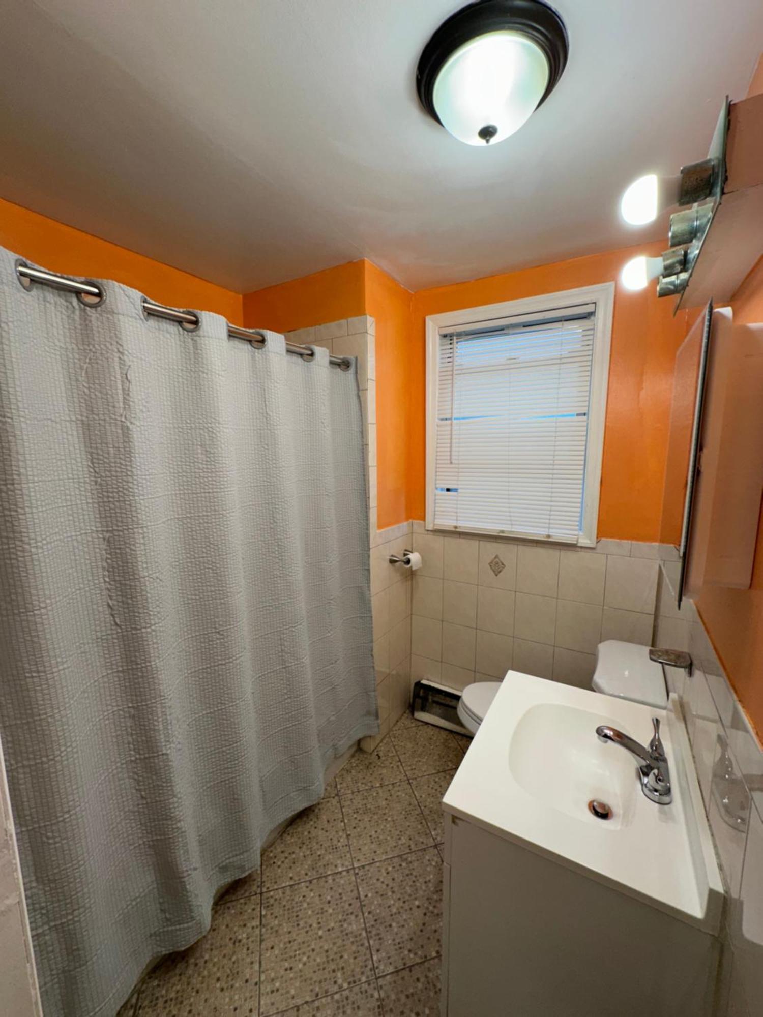 Fidelia Jade Room Queen Bed Minutes From Newark Liberty International Airport And Newark Penn Station Bagian luar foto